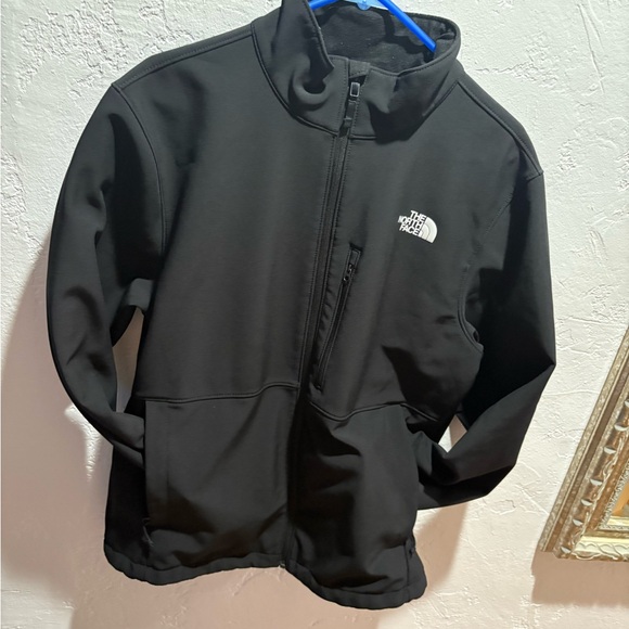 The North Face Black Performance Jacket Soft Shell - Picture 16 of 16